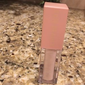 KKW beauty skin concealer brand new shade 3